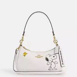 Coach X Peanuts Teri Shoulder Bag With Snoopy